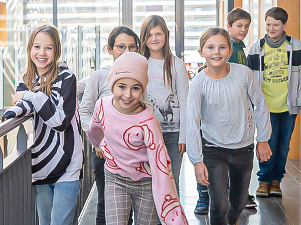 Junge Schülerinnen und Schüler des Fürstenberg-Gymnasiums Donaueschingen