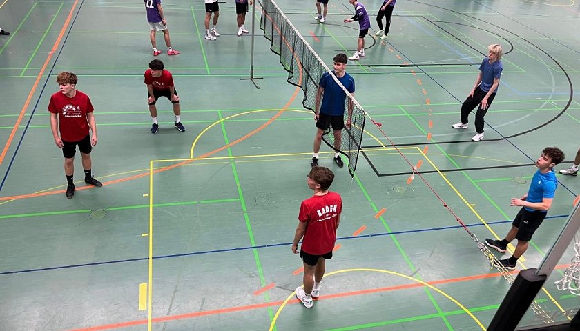 Blick in die Baarsporthalle während des Mitternachtsturniers 2026