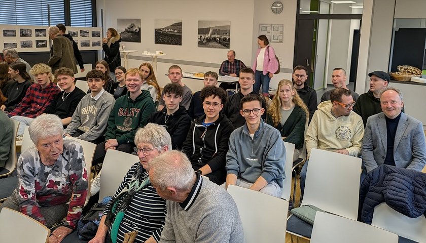 Teilnehmer des Fürstenberg-Gymnasiums an der Fachtagung