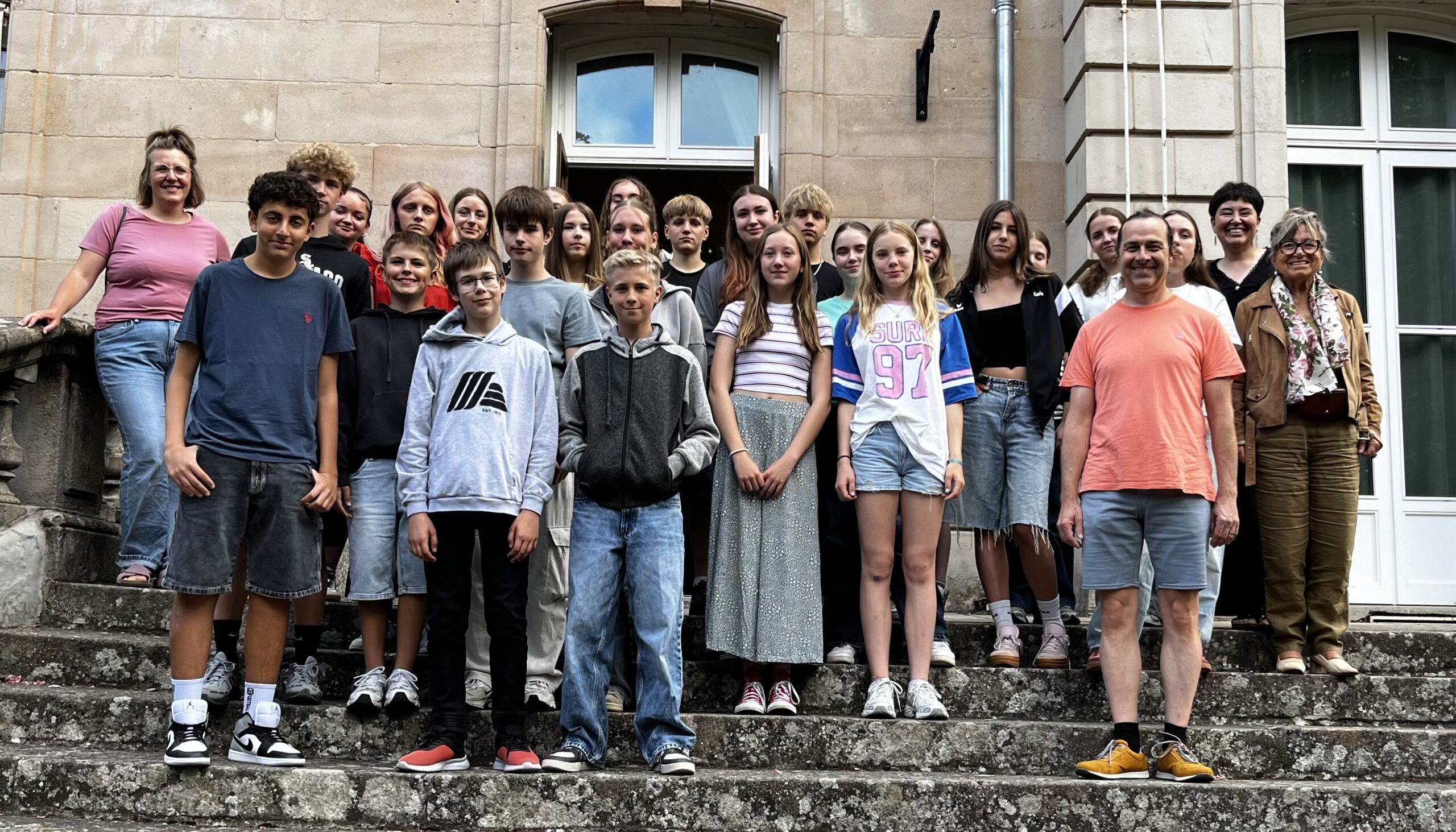 Millau-Austausch 2026: Gruppenfoto der Schülerinnen und Schüler