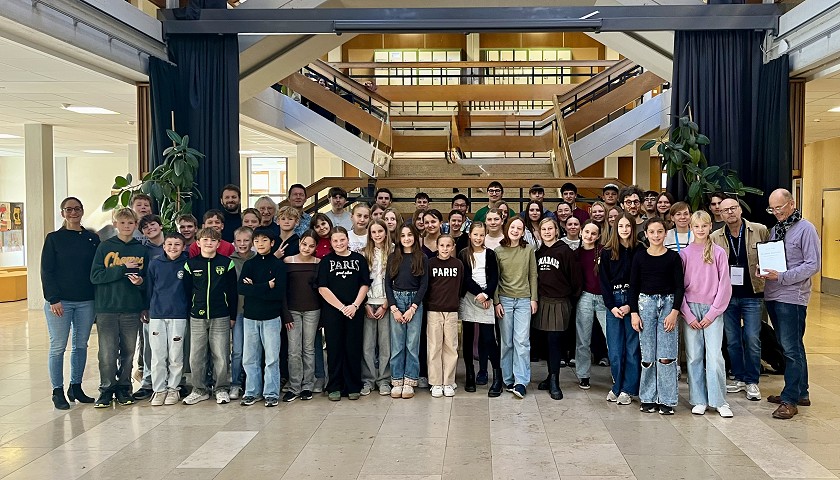 Neue Musik Workshop: Gruppenfoto am Ende